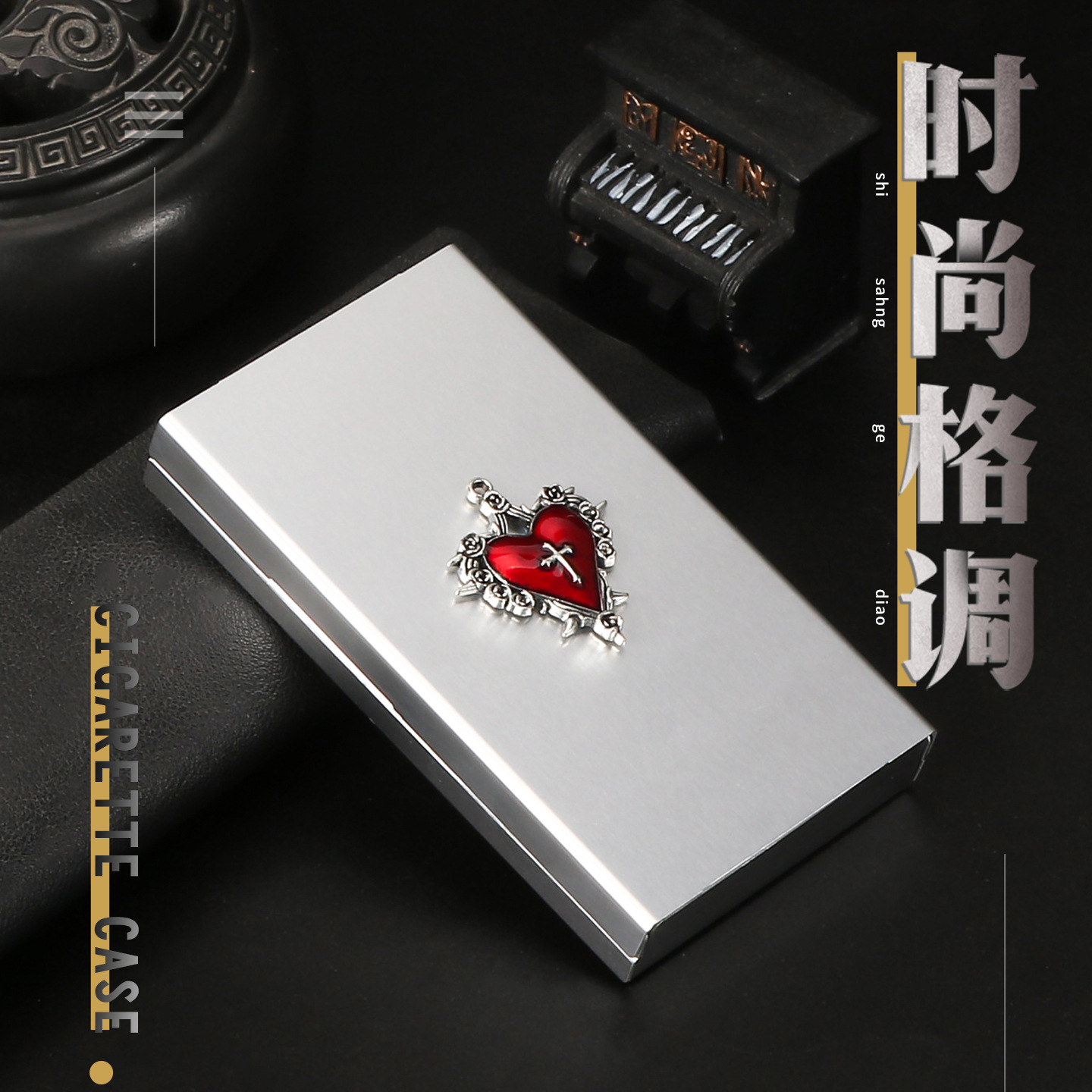 Metal cigarette case—luxurious, lightweight, and adorable; crush-proof and moisture-resistant; specially designed for slim cigarettes; portable for on-the-go use; cigarette case cover.