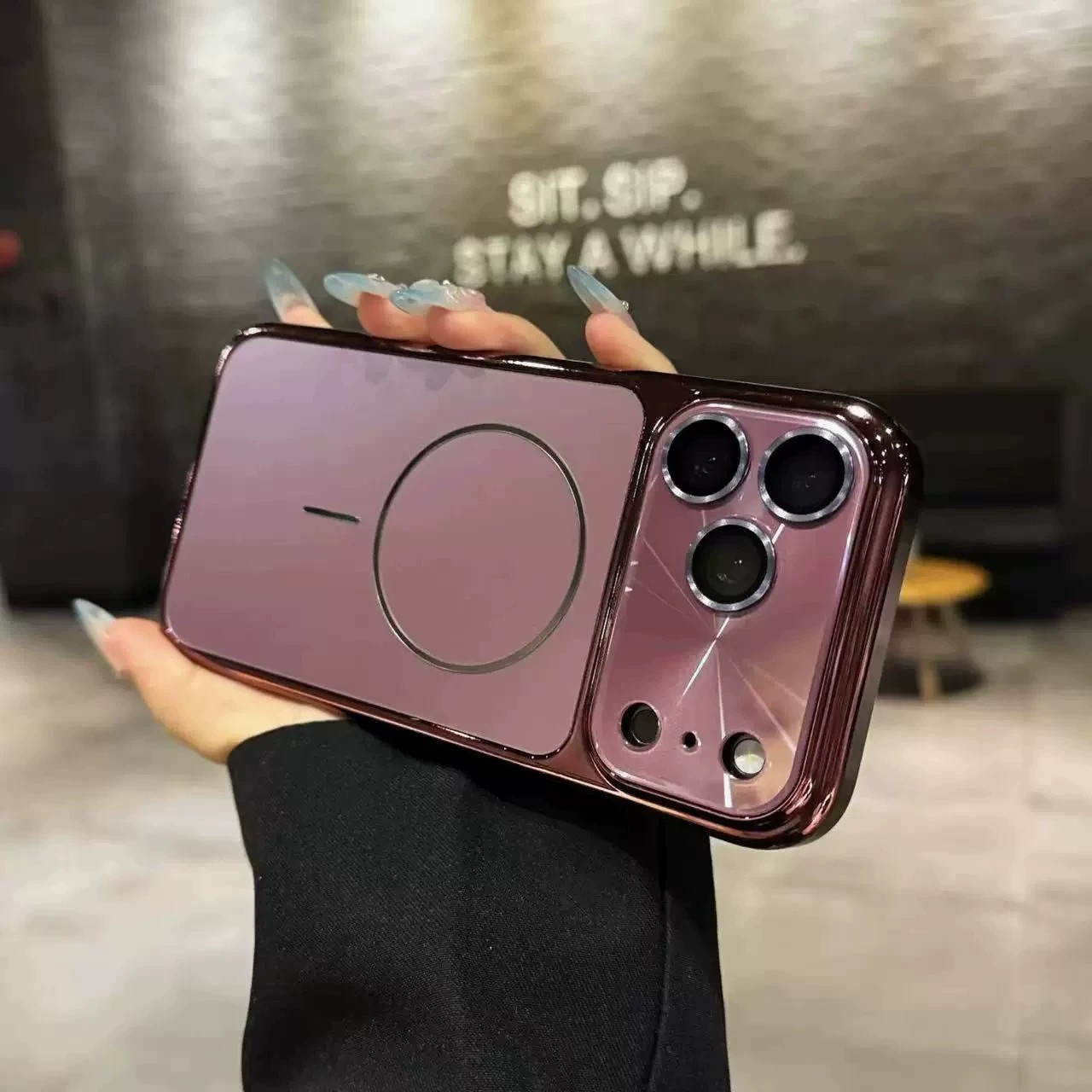 Compatible with Apple 18 Pro Max laser CD‑pattern camera phone case, iPhone 16 slim‑ring magnetic attachment with large electroplated window