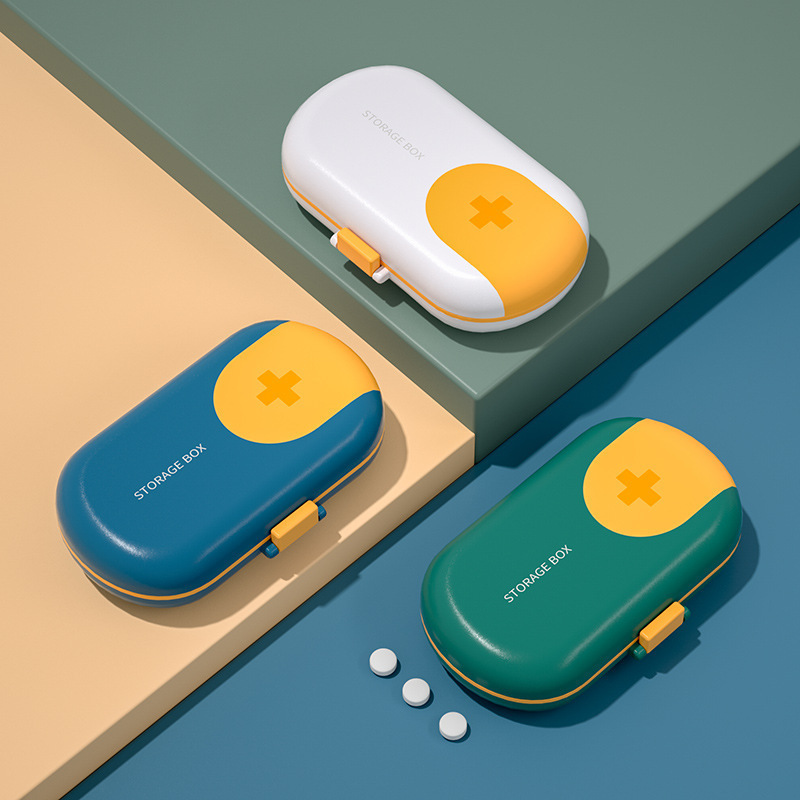 Portable mini pill box, small size, ideal for sorting tablets and pills; travel-friendly 7-day large-capacity storage container.
