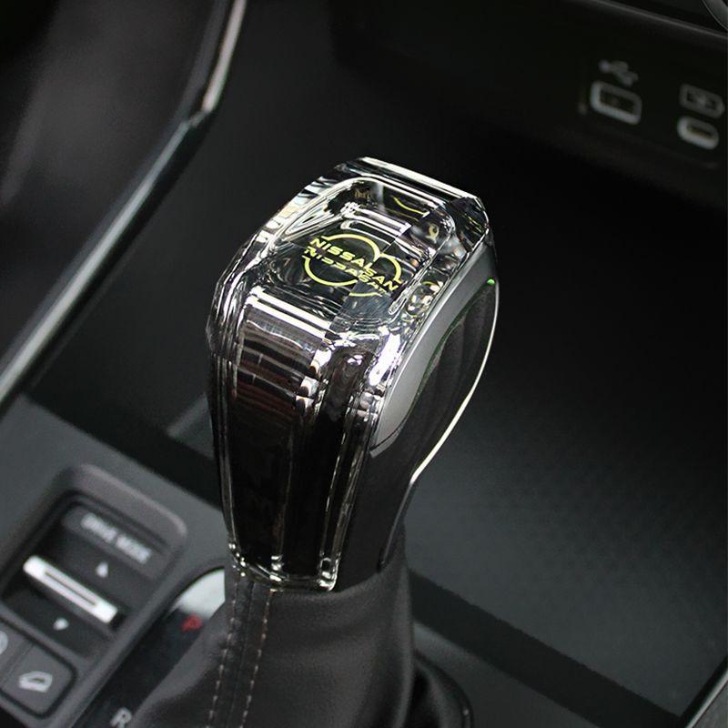 Suitable for Nissan X-Trail, Patrol, Qashqai, Terra, Teana, Sylphy, Murano gear shift knob modification—crystal illuminated gear shift head.