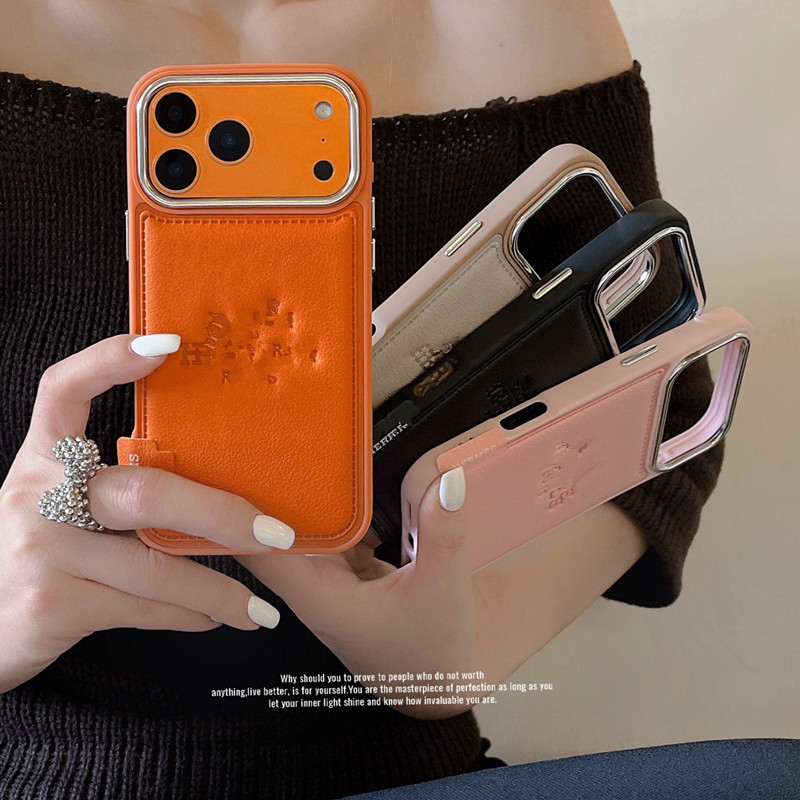 Trendy brand‑style leather protective case, compatible with Apple iPhone 15/16/17 Pro Max; universal Hermès orange embossed leather finish.