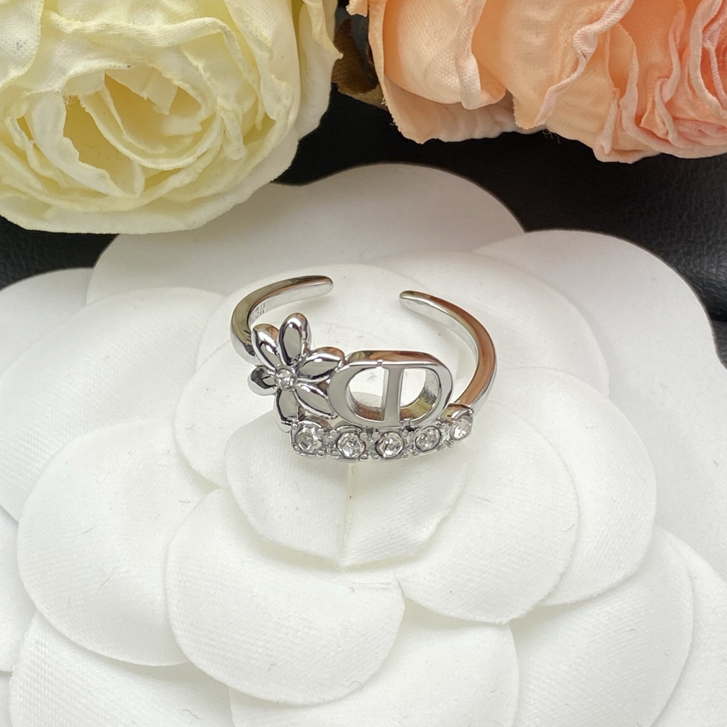 New classic lettered CD pig nose star open mouth ring girl brief empty ring factory gift wholesale