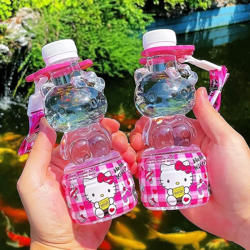 Thai-imported Sanrio 300ml × 12 bottles, shipped in original box—Hello Kitty mineral water