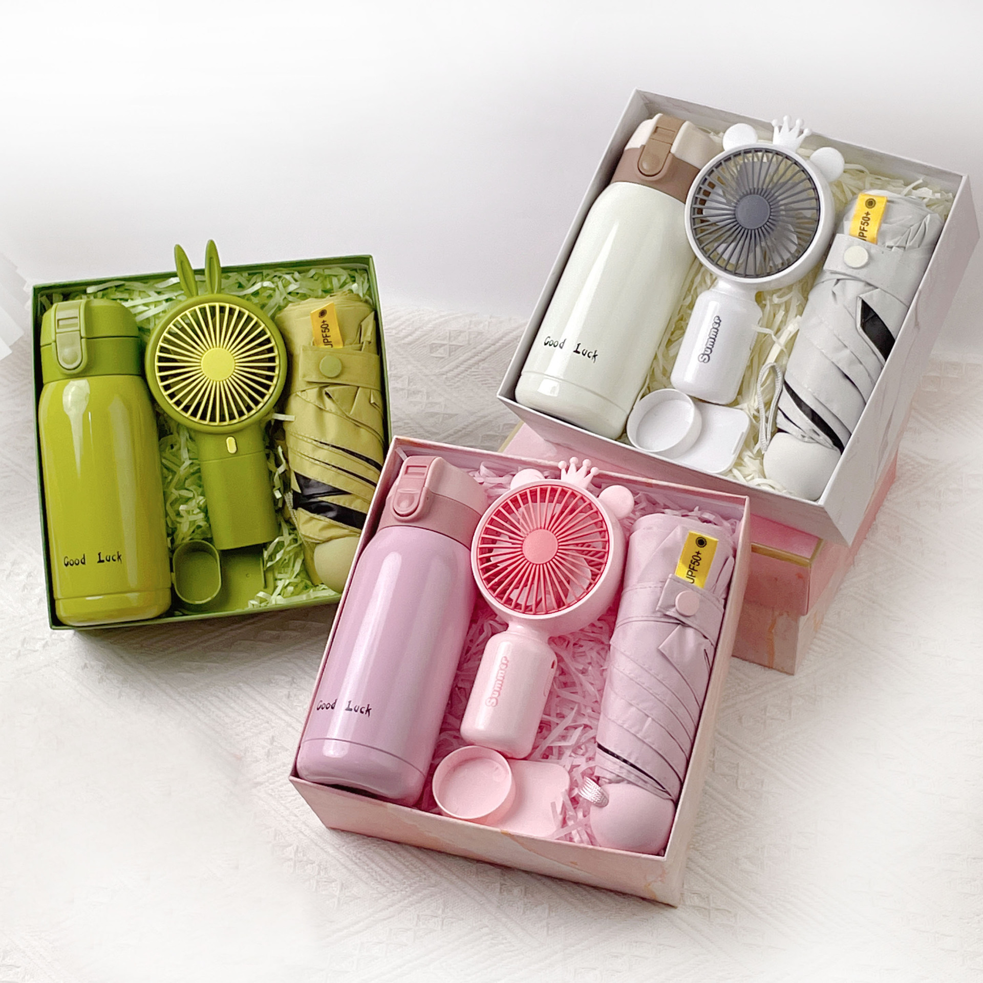 Wholesale from the manufacturer: business souvenirs for clients, opening‑event gifts, corporate group‑purchase items, and universal gift sets with custom logos.