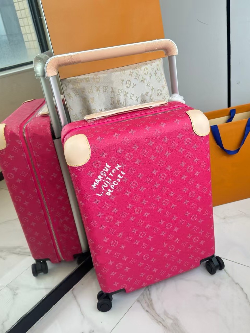 Lujia High-End Horizon Men’s and Women’s Travel Suitcase, 55 cm, New 20-Inch Cabin Case with Universal Wheels