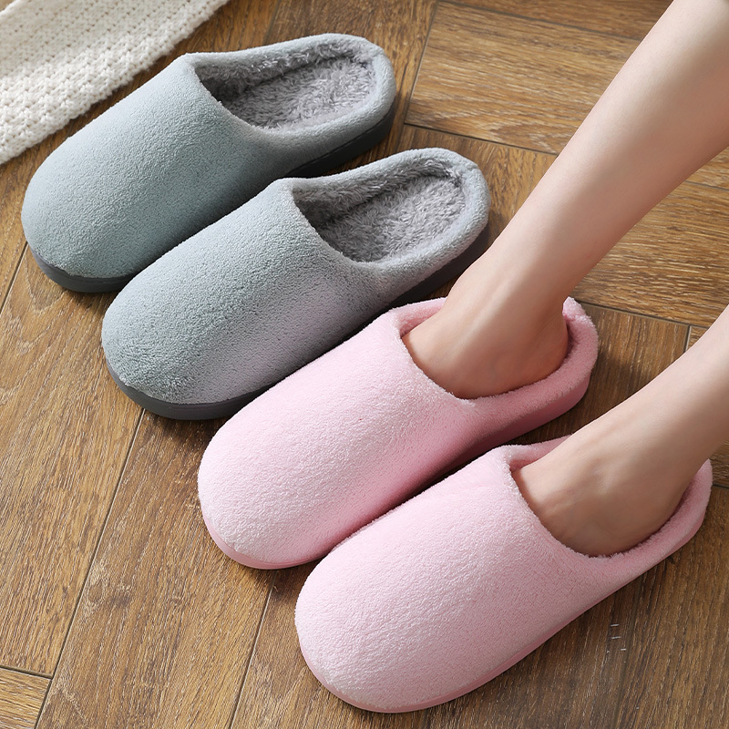 Classic unisex slippers, soft-soled for office and indoor use, made of cotton and linen—lightweight, suitable for home, entertaining guests, or traveling; Japanese/Korean style, solid color, perfect for couples.
