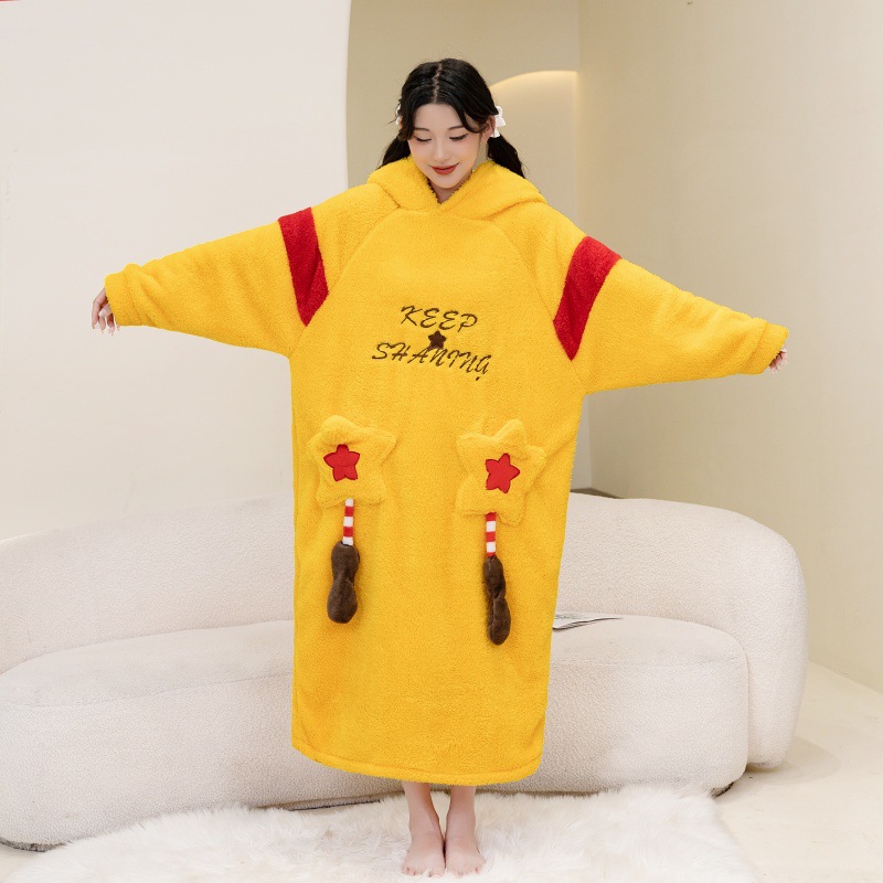 Starfire Man Flannel Pajamas, Thickened and Fleece-Lined, Warm Cape‑Style Robe, Cartoon‑Cute Homewear Nightgown