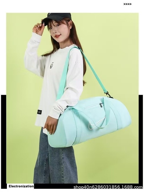 New Trendy Fashion Embroidered Large-Capacity Outdoor Sports & Fitness Bag, Leisure Travel Bag for Outings—Factory Wholesale
