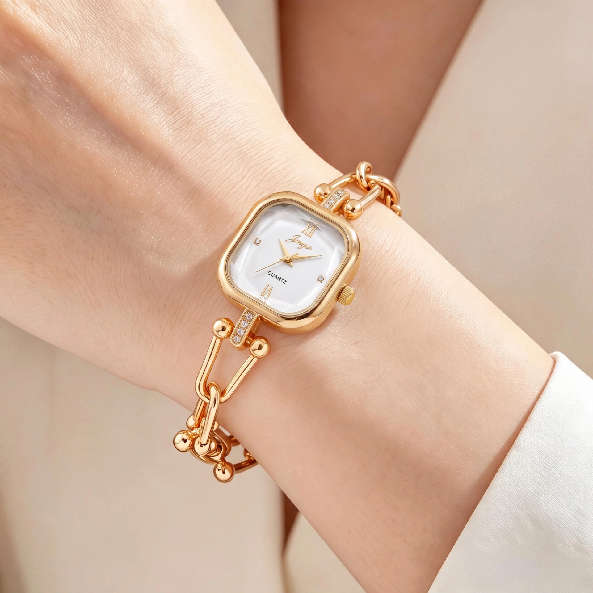 External trade new light luxury small elegant diamond small luxury women's watches small high-quality quartz watches