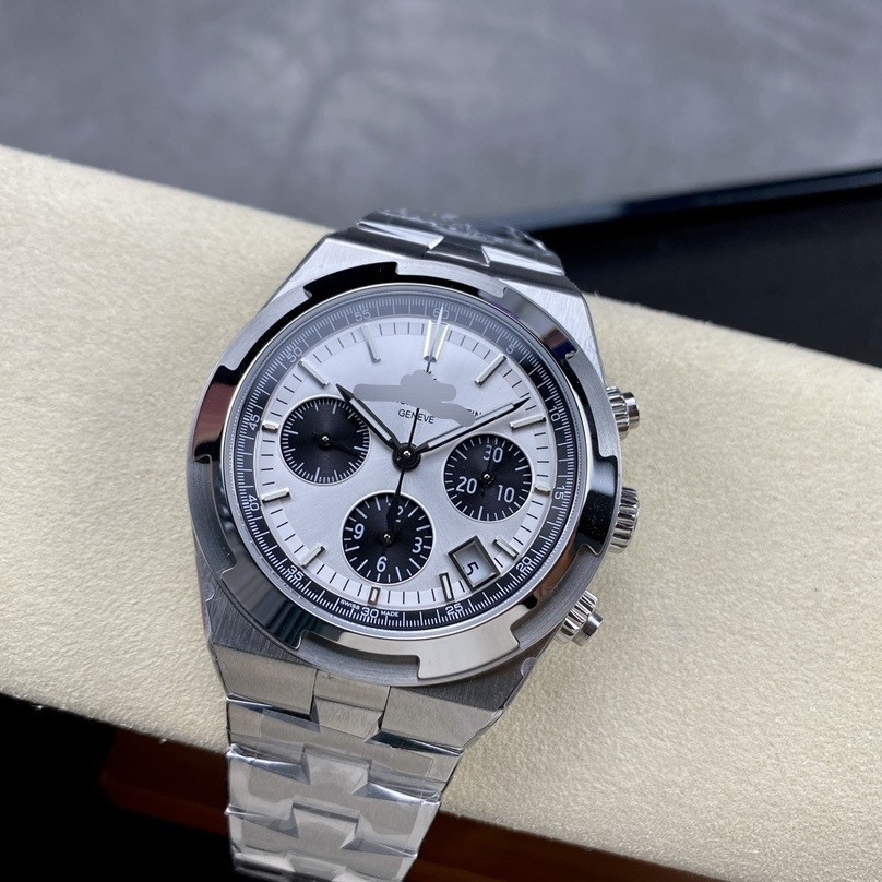 Vacheron Constantin Overseas series fully automatic mechanical watch with rubber strap, six hands, date display, and luminous dials—wholesale for men