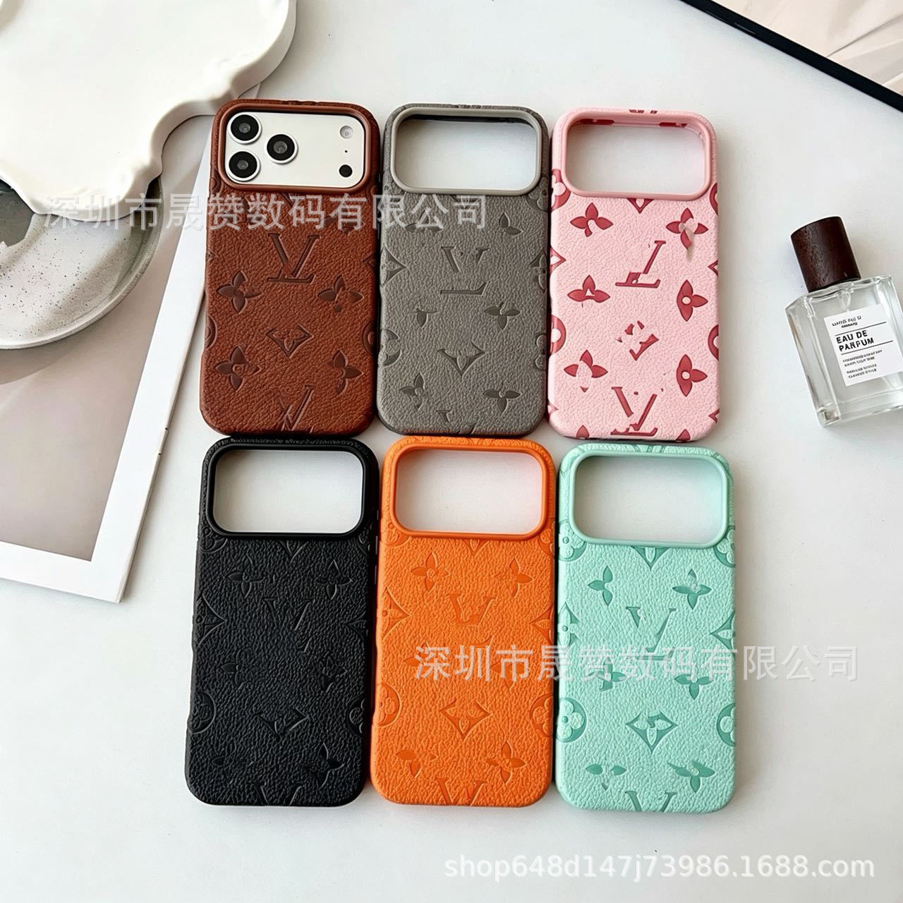 High-end printing trends for the iPhone 18 Promax phone case with a full package of metal buttons Apple protective case