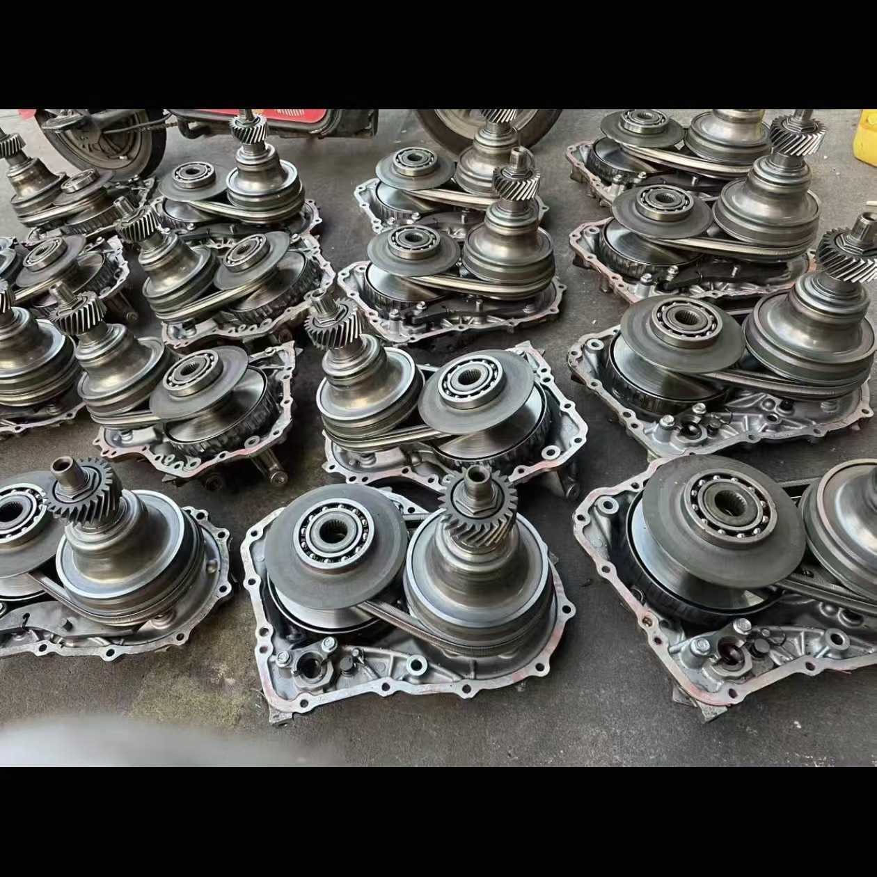 k313 chain link complete, spare parts are also available Original dismantled vehicle, brand new WLY018 chain link