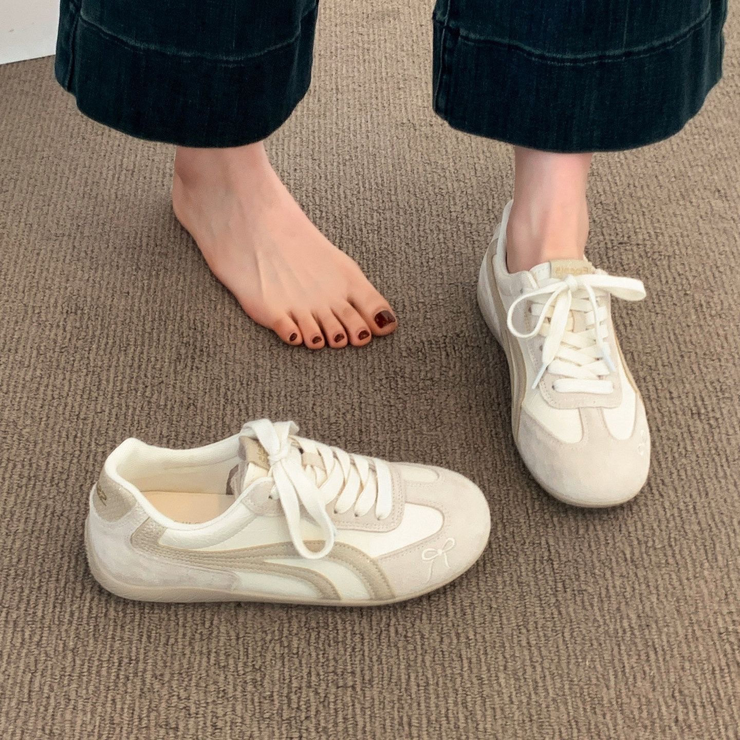 Best-selling, stunning leather breathable German-style women’s shoes—2026 spring/autumn new arrival, versatile casual “Forrest Gump” style sneakers.