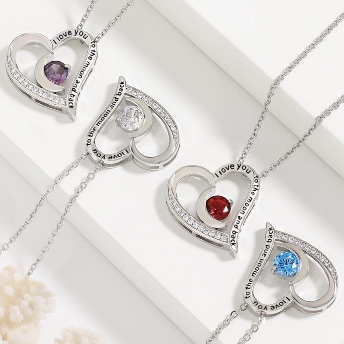 Amazon Bestseller: Valentine’s Day Gift Jewelry—European and American Love Everlasting Moon-Shaped Heart Necklace, Versatile Gift for Mother’s Day