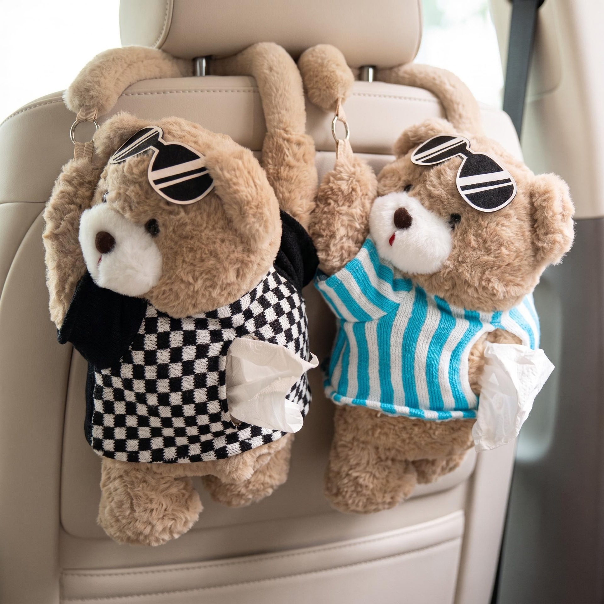 Factory wholesale—car-mounted cartoon tissue box, women’s car accessories, household and car-use tissue dispenser, cross-border e-commerce