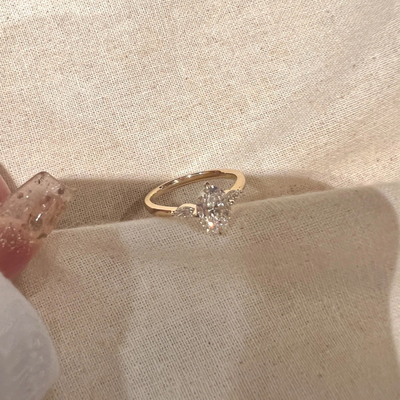 New horse-eye diamond row-set ring for women, elegant high-end fashionable versatile design, adjustable niche ring from the manufacturer