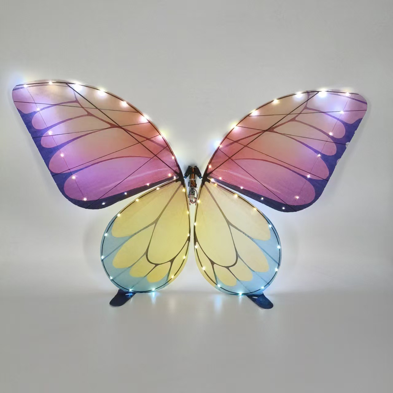 Factory Direct Sale: Fifth-Generation Remote-Controlled Bionic Flapping-Wing Butterfly, Handmade Customizable Simulation Flying Device for Wedding Planning and Performances