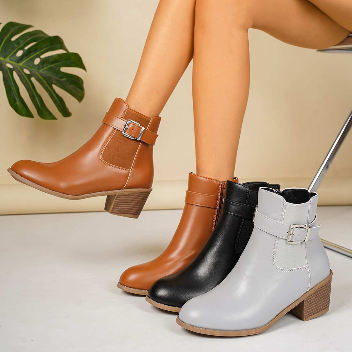 2026 Fall/Winter New Arrival Plus-Size Women’s Boots, Chunky Heel Ankle Boots with Belt Buckle and Side Zipper, Versatile Solid-Color Dr. Martens Style—In Stock for Wholesale