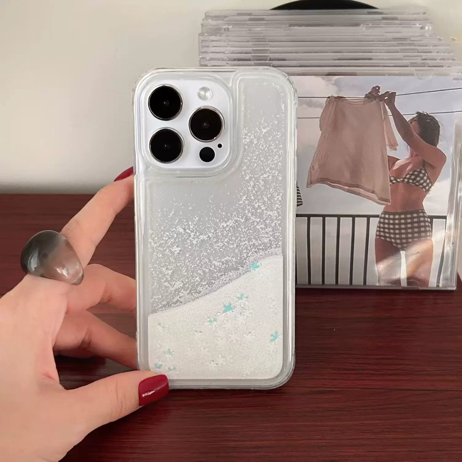 Dynamic snowflake and star sand‑like case—compatible with iPhone 18; transparent protective case for Apple 17 Pro Max and 16.
