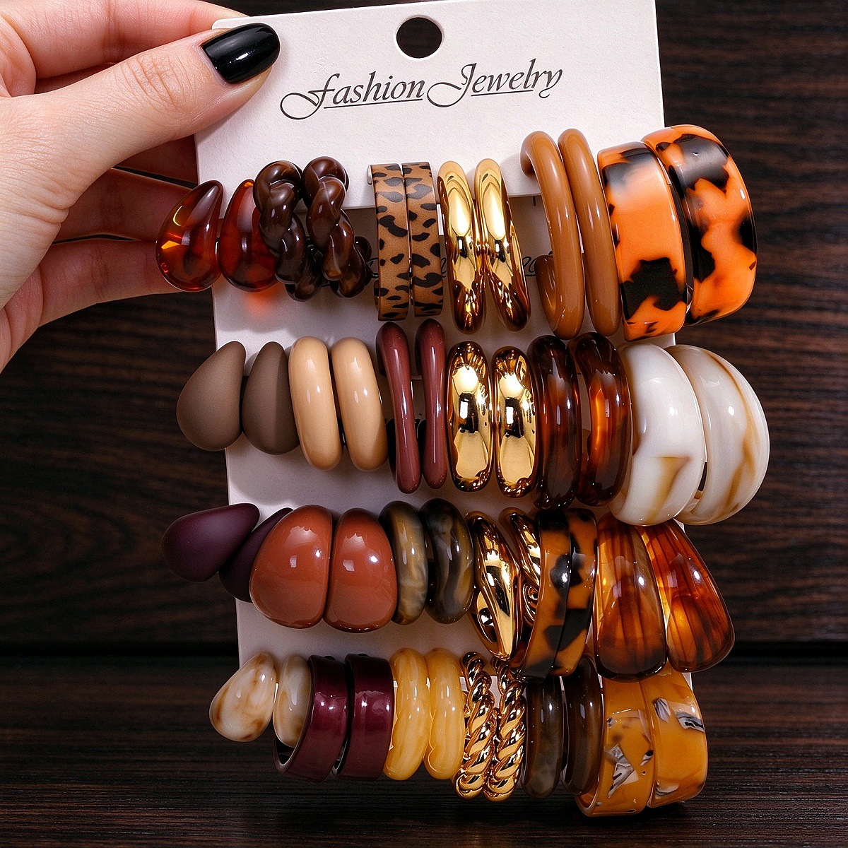Amazon cross-border Maillard statement artistic earrings, distinctive coffee‑colored acrylic resin C‑shaped earring set