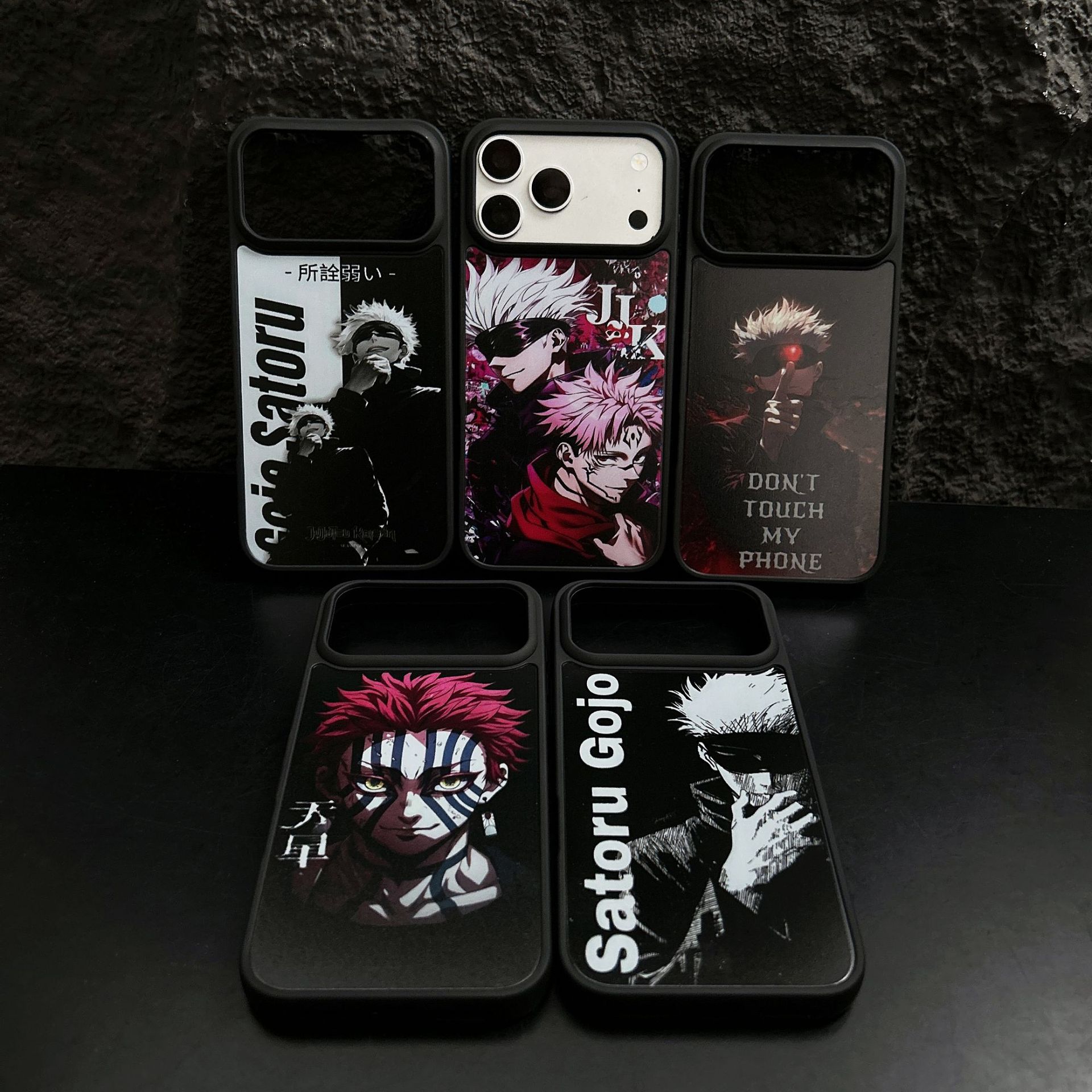 Compatible with Ryomen Sukuna Phone 16 Pro Max phone case, Apple 12/11 skin‑like texture, iPhone 15 Pro hard case featuring Gojo Satoru