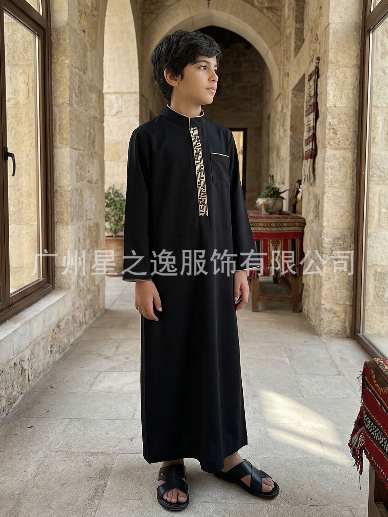 2026 new-style robe, Amazon cross-border long-sleeve men’s embroidered robe with side pockets—formal banquet attire