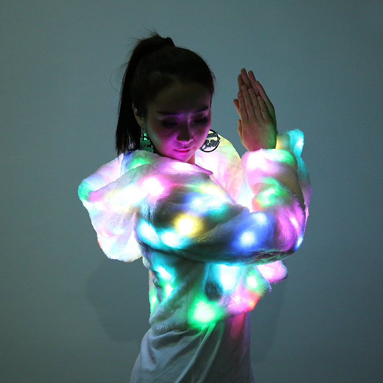 Amazon Bestseller LED Colorful Light-Up Fur Clothing Furry Coat EDM Festival LED Fur-Collar Short Coat
