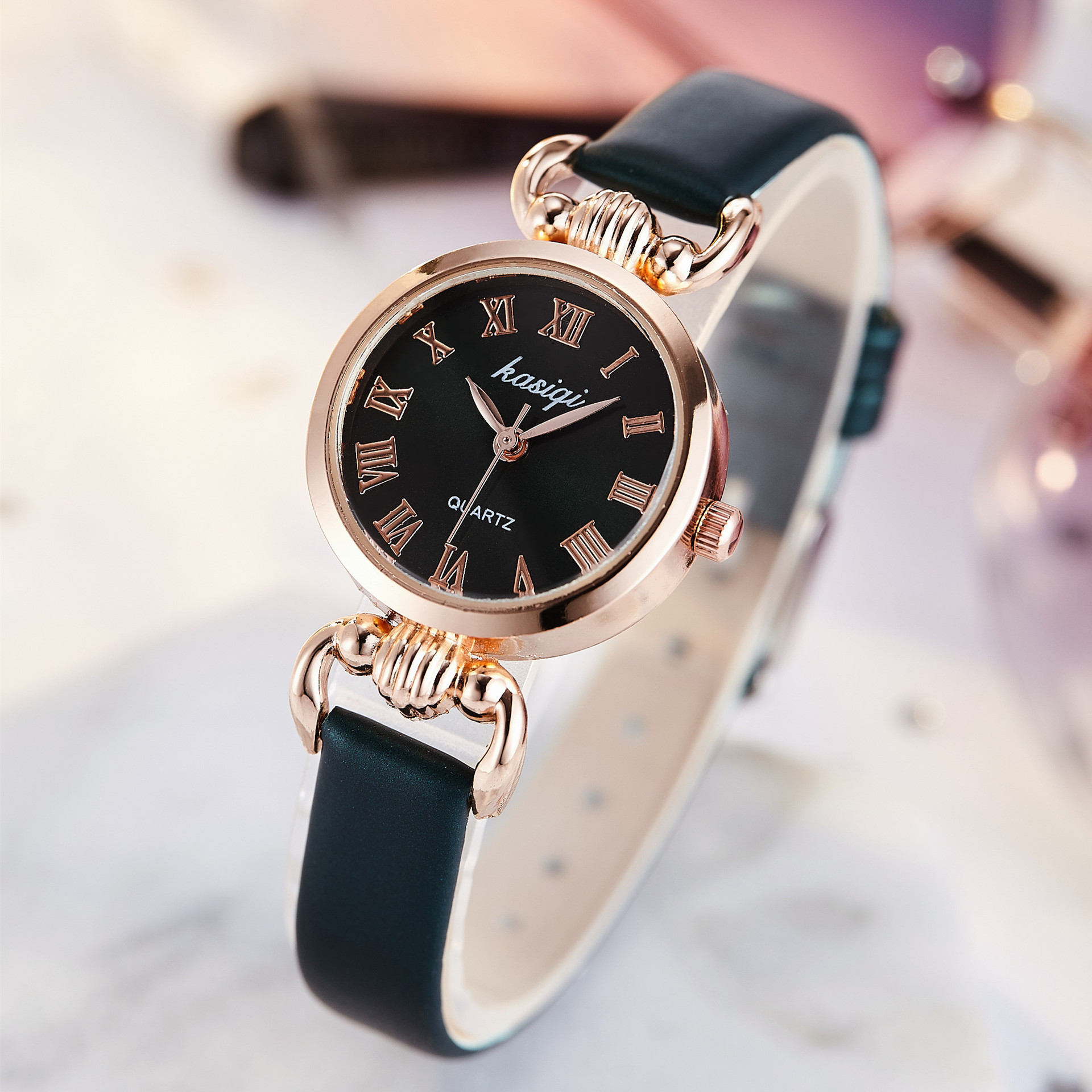 New fashionable women’s watch, ladylike leather strap, versatile style for students—electronic quartz watch, factory direct sale