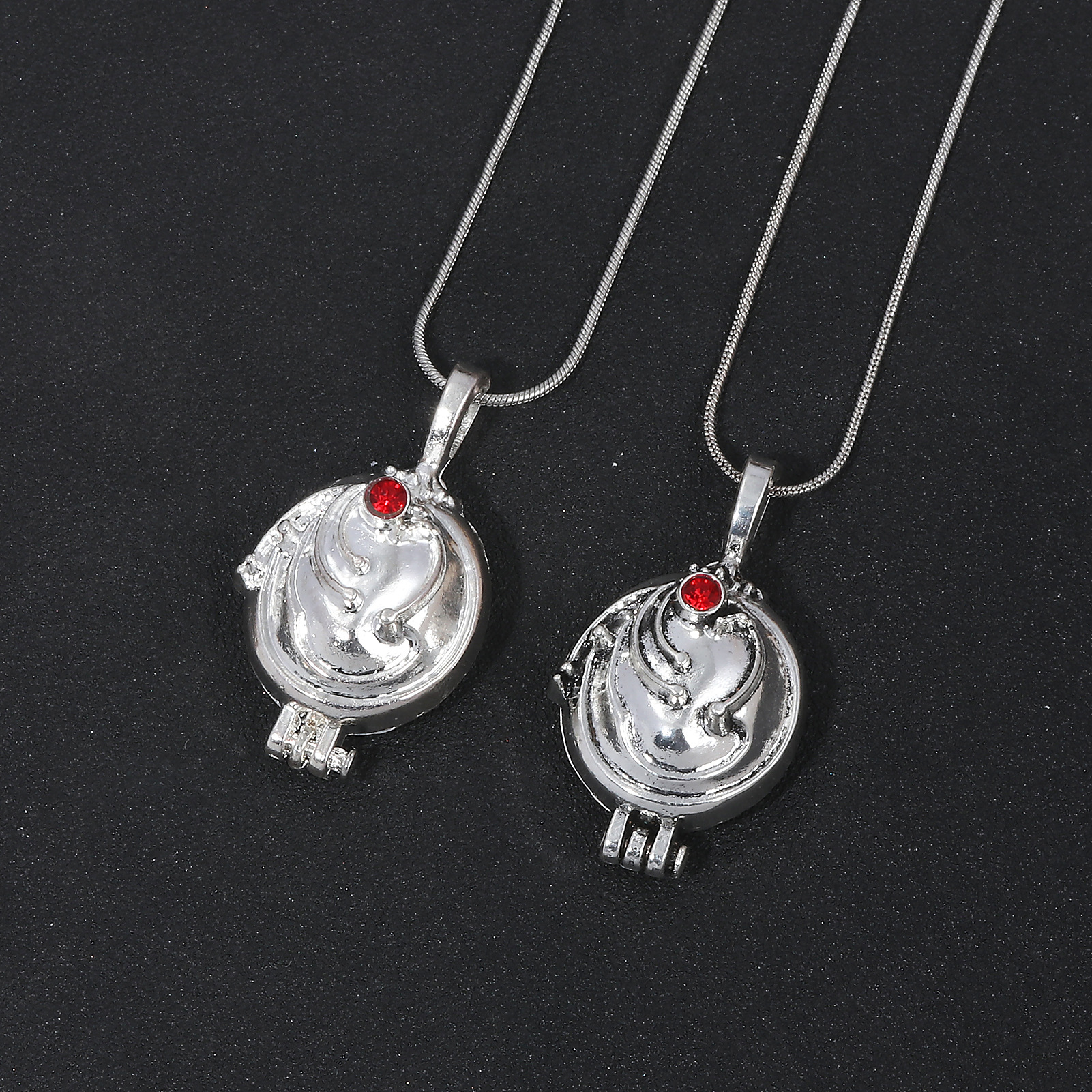 European and American cross-border jewelry: vampire diary–style verbena necklace, clavicle chain, sweater chain, pendant