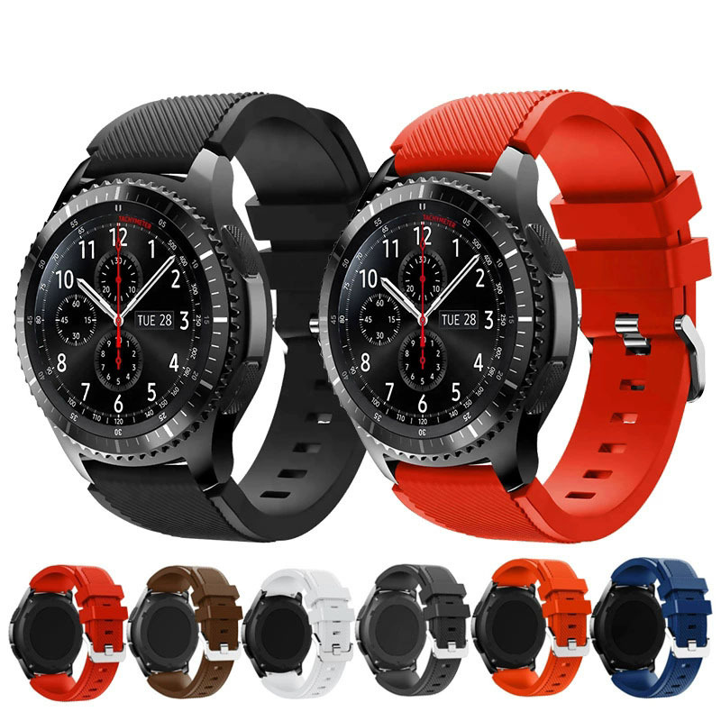 The Samsung S3 is available with a 20/22mm flip-flop strap, which is the same color as the official Huawei strap.