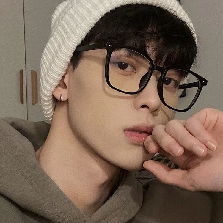 Black-frame glasses for men, ultra-light, large-frame glasses for short-sightedness, with a number of large-sized face abrasive flat-panel frames for women