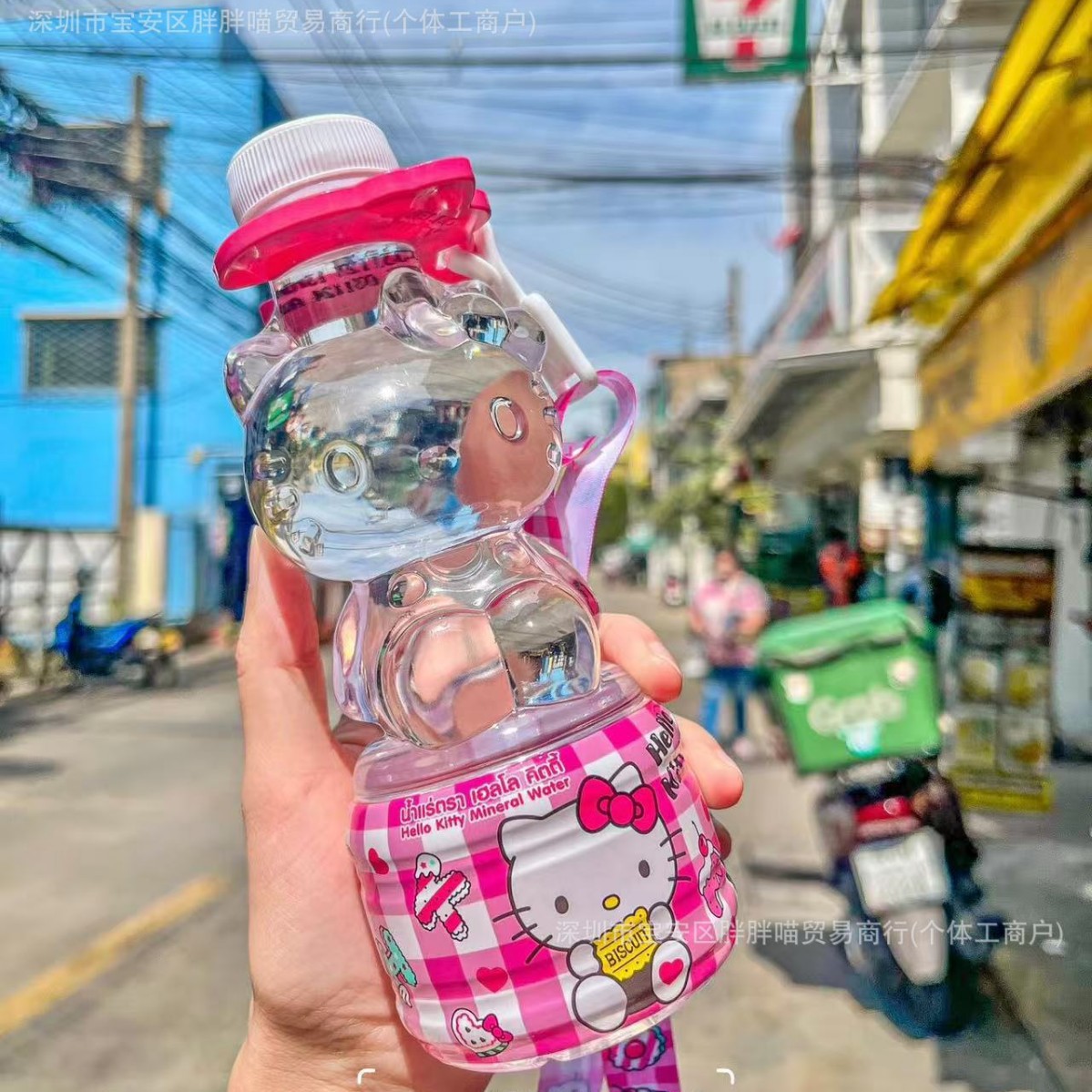 wholesale Thai Sanrio KT water Katie cat mineral water pure water drinks 711 drinks cute bottle backpack