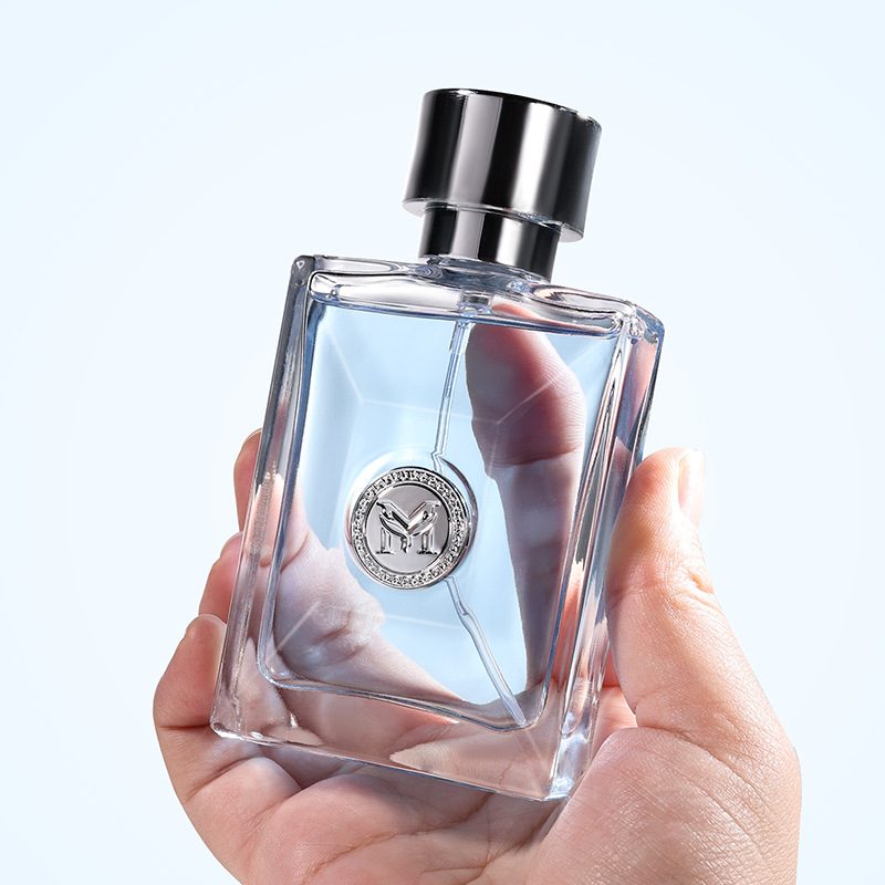 Bodifen’s eponymous Nereus men’s fragrance—long-lasting, fresh, and delicately scented; a TikTok and Kuaishou bestseller with a distinctly masculine appeal for students.