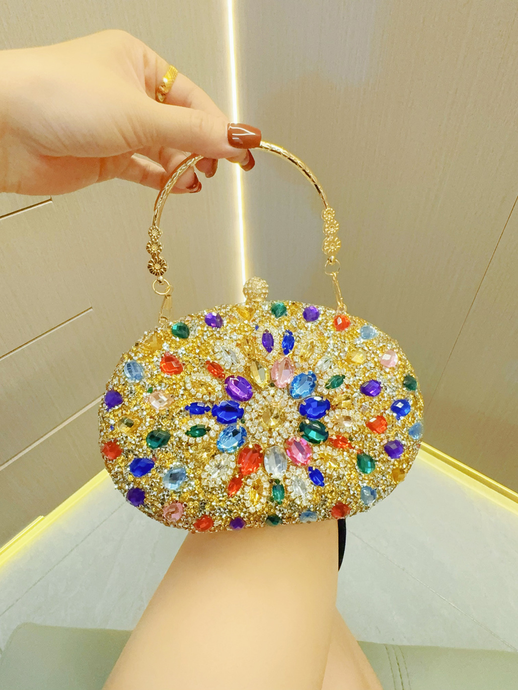 New cross-border celebrity-quality rhinestone bag, women's evening gown banquet clutch, diamond-encrusted tote evening bag, cheongsam bag