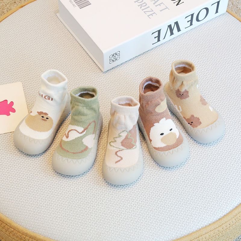 New baby shoes for men and women and baby floor slippers slip-resistant soft-soled silent socks shoes factory direct wholesale foreign trade