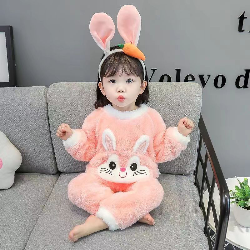 Baby girl pajamas baby new coral necklace autumn winter baby cute airy little skirt can be worn with two sets