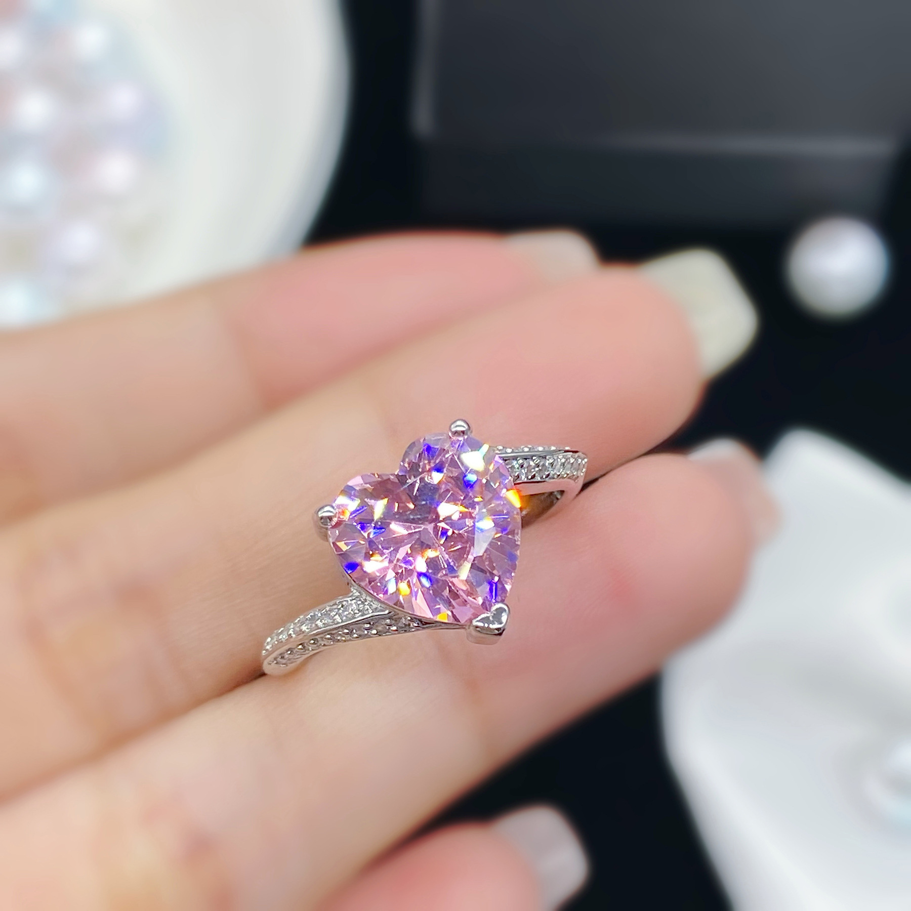 Internet-famous live-streaming best-seller: new simulated pink tourmaline heart-shaped open ring for women—adjustable heart-shaped zircon ring