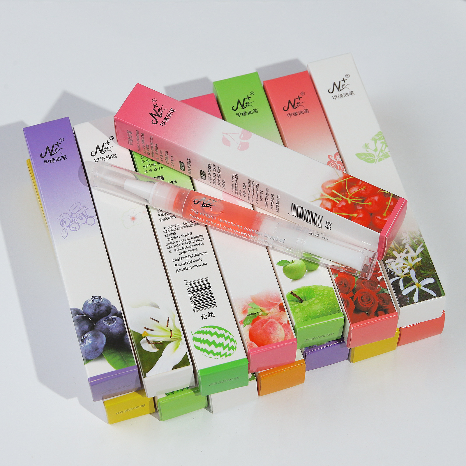 Red Nail Oil Fingernail Pen Armor Oil 15 colors Moisturizing skin anti-thrush nutritional oil Cosmetic tools wholesale