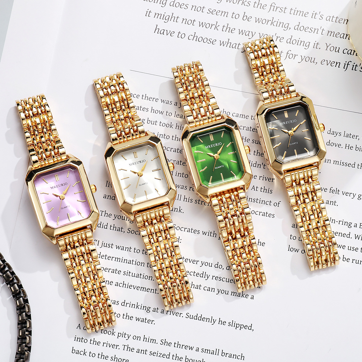 New foreign trade wholesale trend square ladies watches gold watches women's watches steel band women's watches manufacturers wholesale