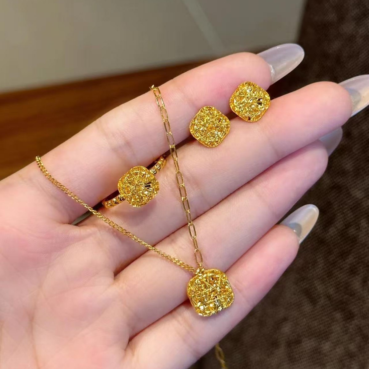 Zhou family identical sparkling sugar earring necklace set with gold lace small square ring pendant jewelry set