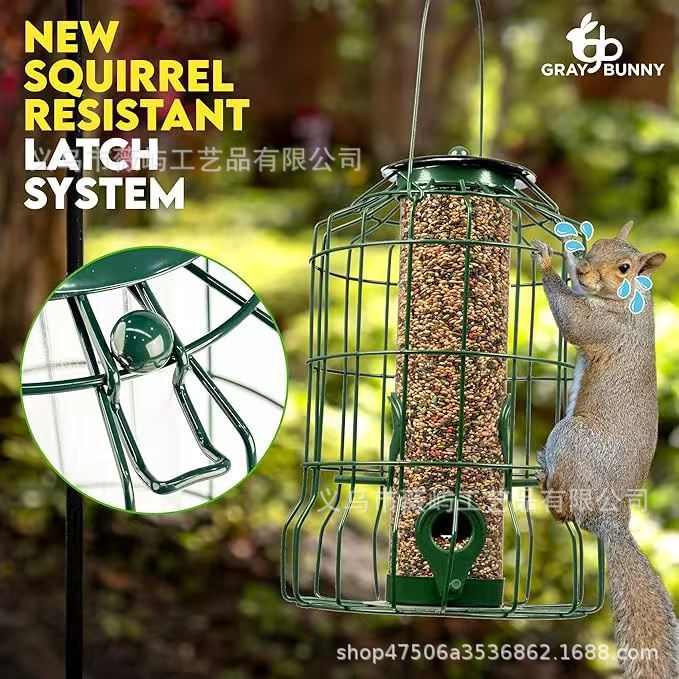 Cross-border best-selling hanging metal bird feeder, hanging outdoor courtyard decoration, squirrel and hummingbird wrought-iron bird feeder decoration