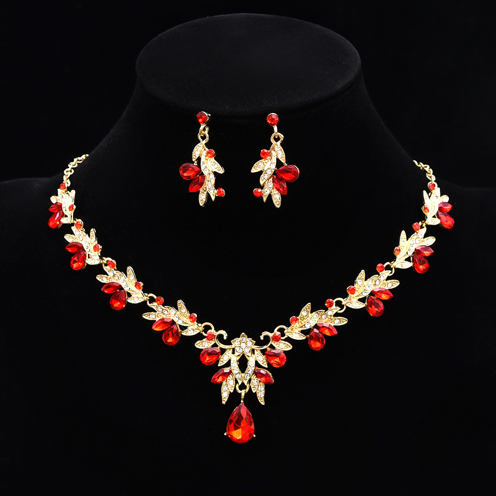 Cross-border new leaf-cut diamond necklace earrings two sets of jewelry bridal gown accessories wholesale crystal