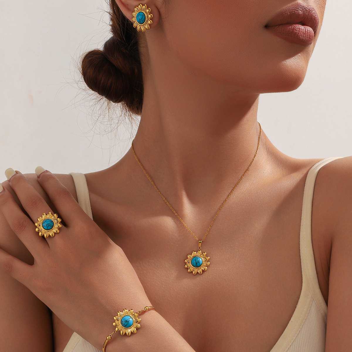Fashionable Retro Stainless Steel Natural Stone Accessories, Rhinestone-Inlaid Natural Stone Color-Preserving Women’s Pendant Accessories Wholesale