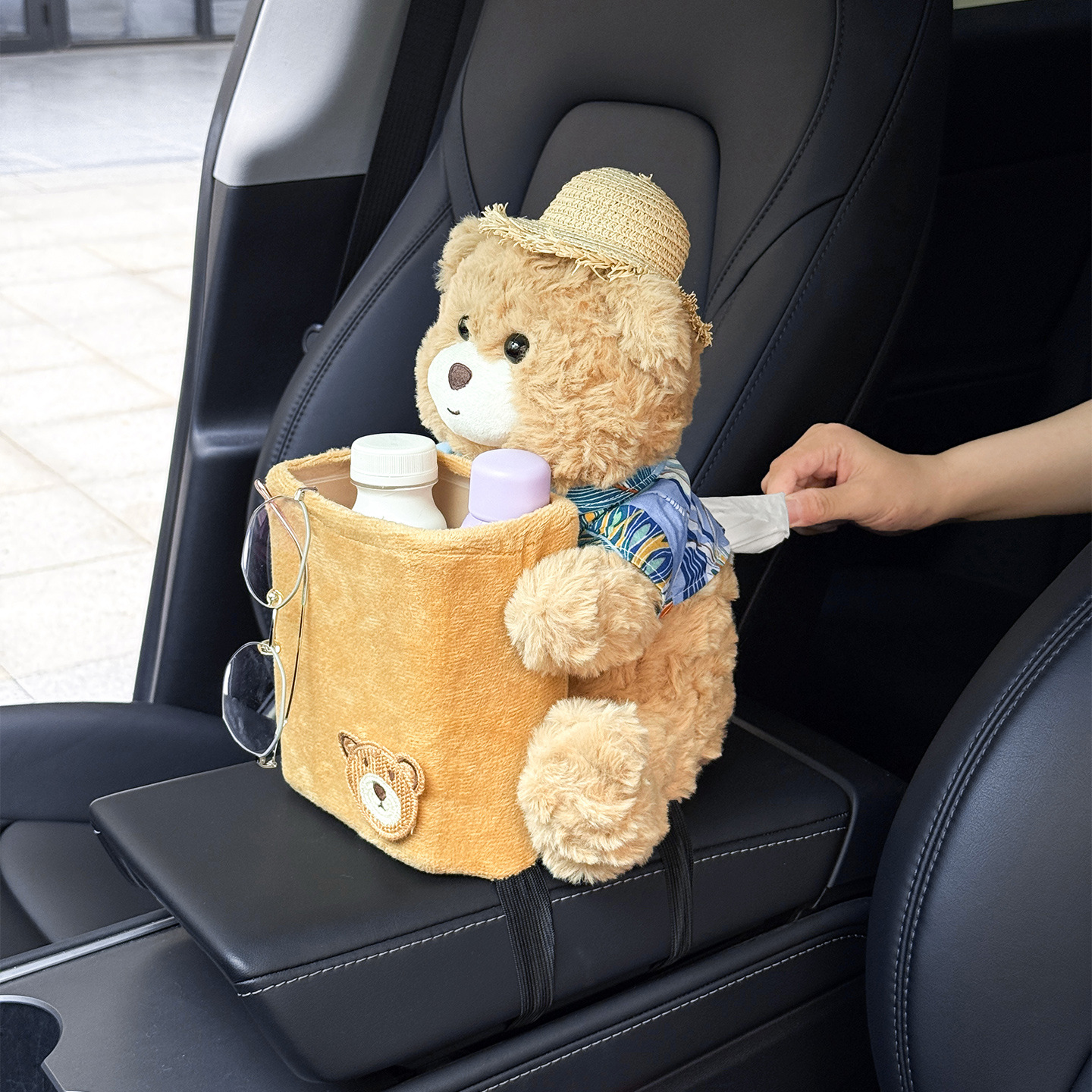 Car-mounted tissue box and trash can two-in-one—waterproof, cute car tissue dispenser with umbrella storage