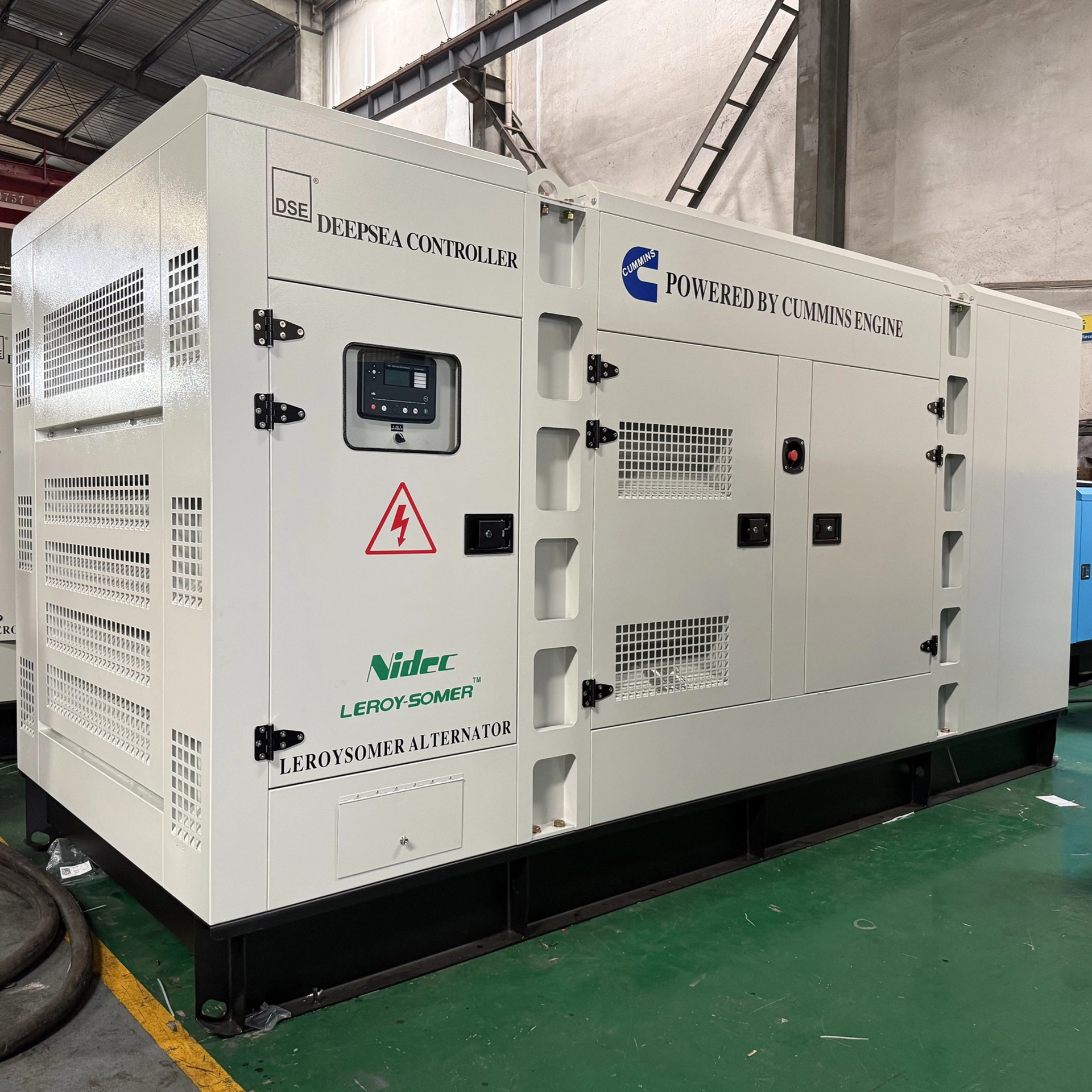 350kw diesel generator set Cummins silent generator Cummins engine brushless motor with ATS