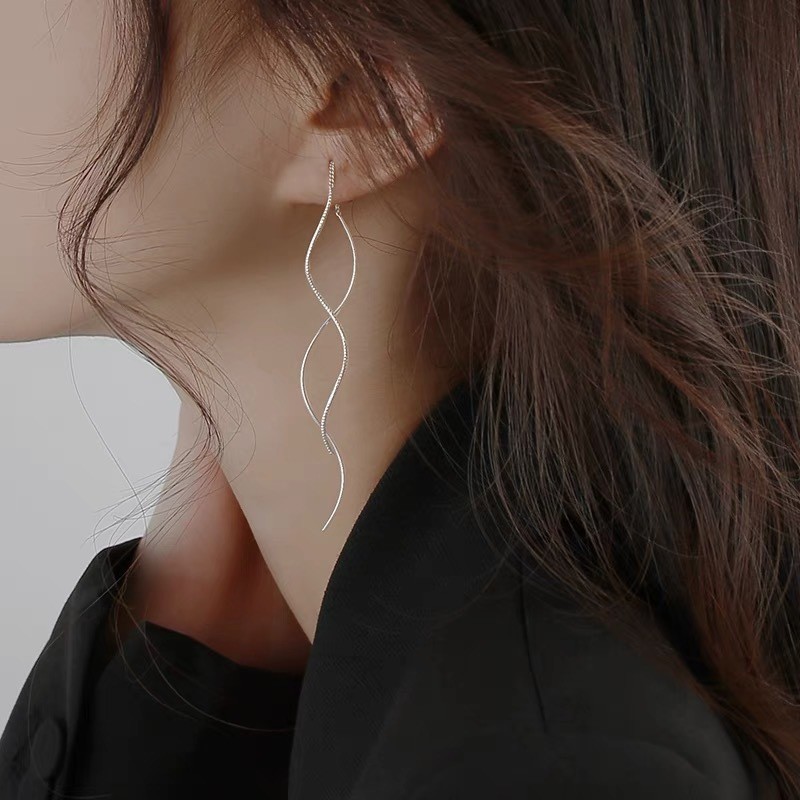 2025 Autumn/Winter New Wave‑Line Stud Earrings, Designer‑Inspired Face‑Slimming Tassel Earrings, Light Luxury Fashionable Elegant Earrings