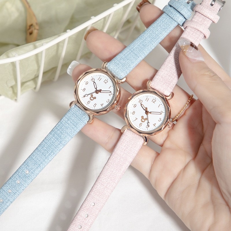New cute Mickey Mouse cartoon student children’s watch, Mori-style elegant quartz ladies’ watch, in stock