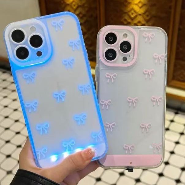 Trendy pink-and-white bow‑decorated flash‑alert phone case, compatible with iPhone 18 Pro Max; voice‑activated flash alerts for iPhone 17.