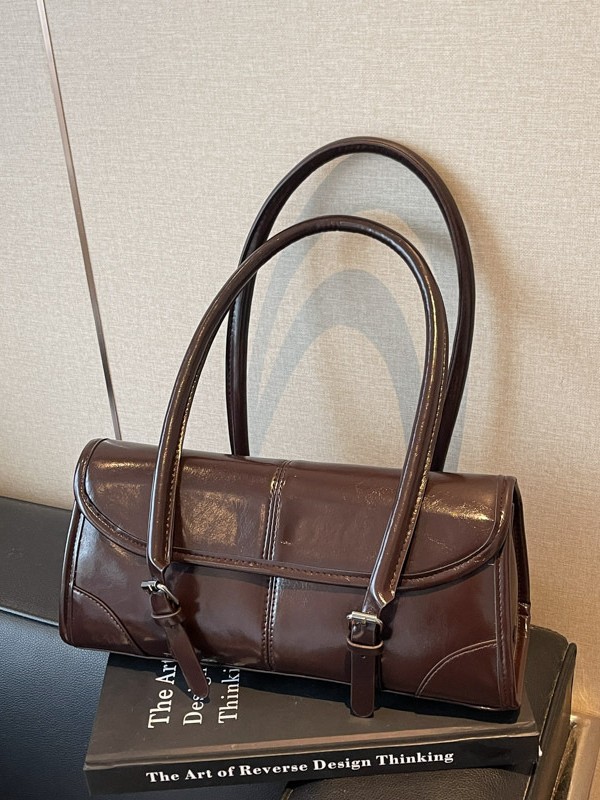 French high-end vintage underwear bags for women 2025 new stylish shoulder bags fashionable light luxury bags